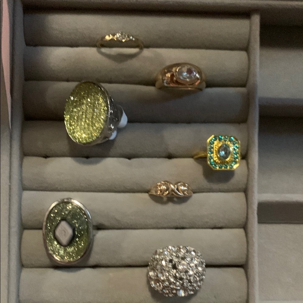 Elegant Gold and Silver Ring Set